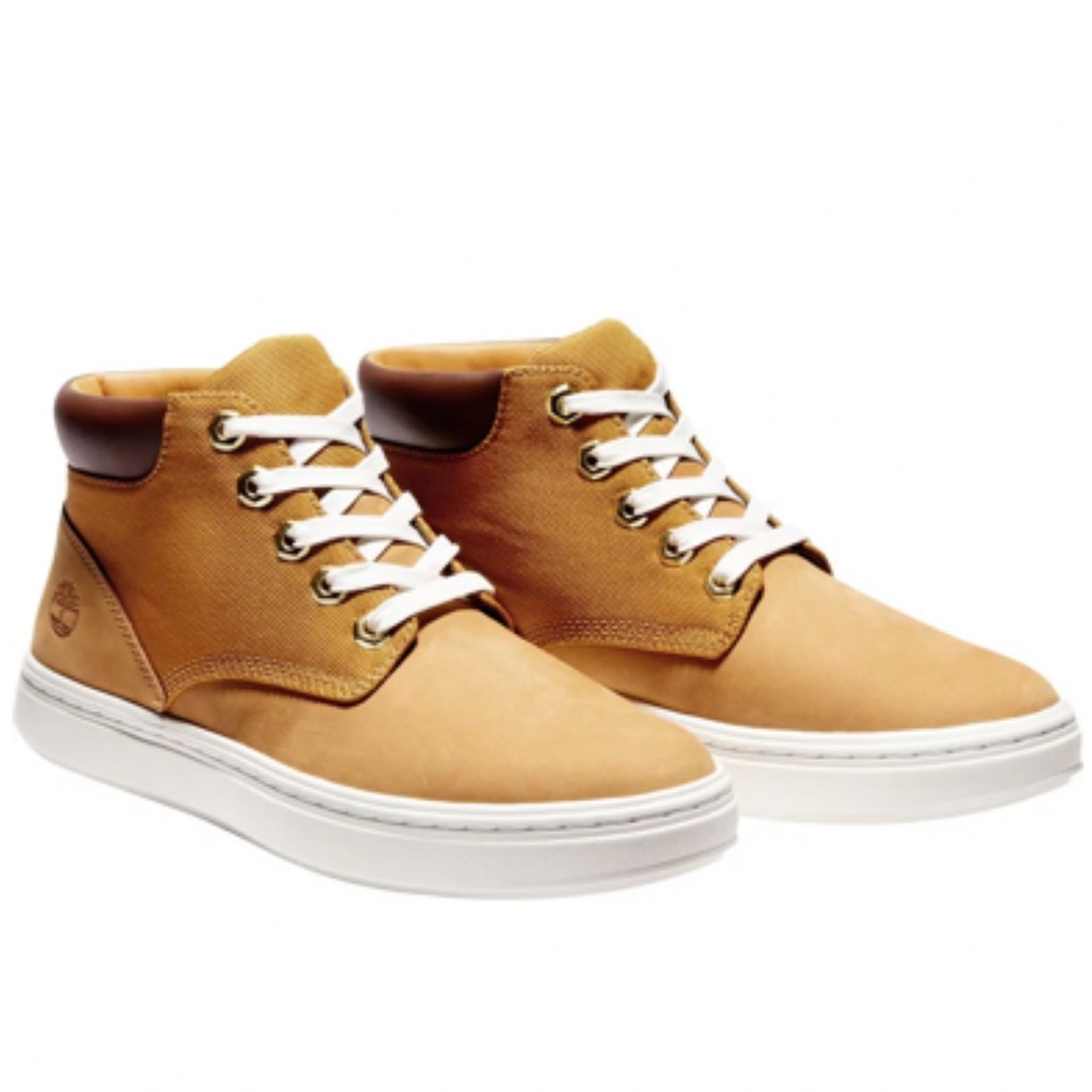 Women’s Size 6 Timberland Bria Sneaker Boot in the color Wheat Nubuck